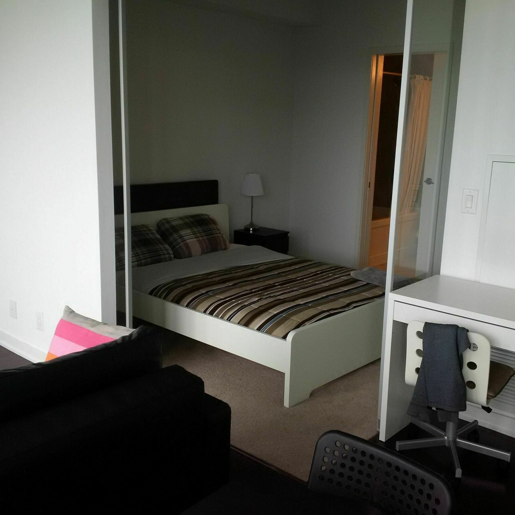 Trinity Suites - Condo On York Street تورونتو المظهر الخارجي الصورة